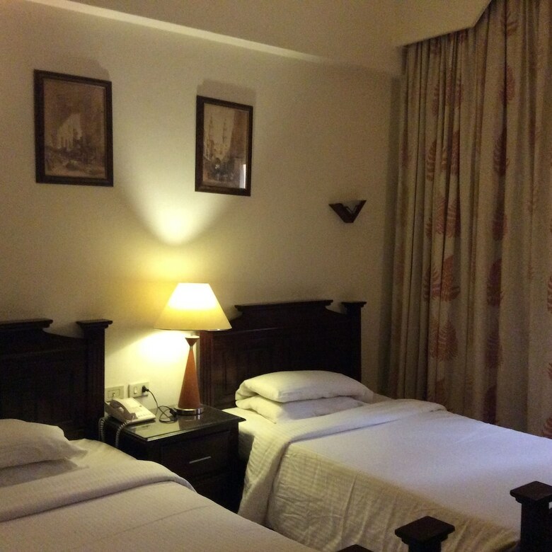 Hotel Xperience Kiroseiz Premier