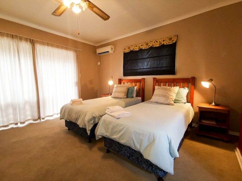 Hotel Loerie Guesthouse