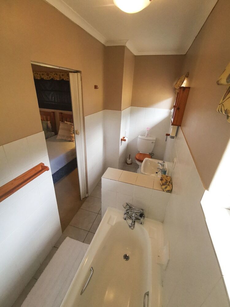 Hotel Loerie Guesthouse