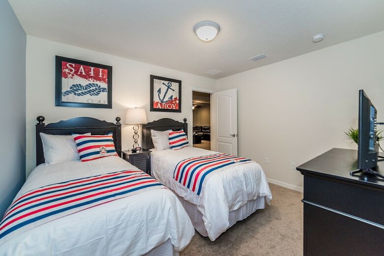 Windsor At Westside Resort By Global Resort Homes
