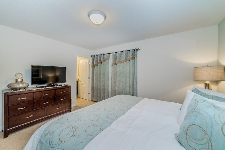 Windsor At Westside Resort By Global Resort Homes