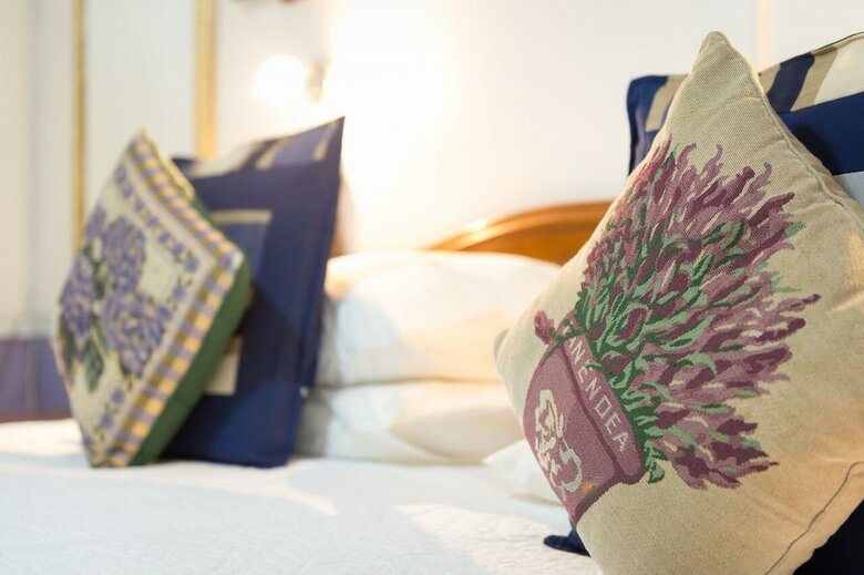 Jean Lee Bed & Breakfast