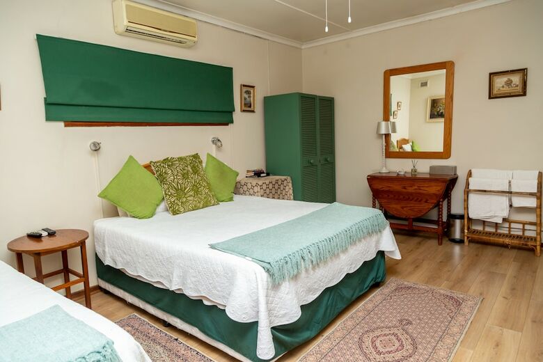 Jean Lee Bed & Breakfast