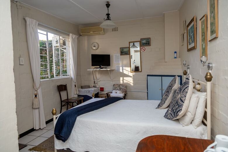 Jean Lee Bed & Breakfast