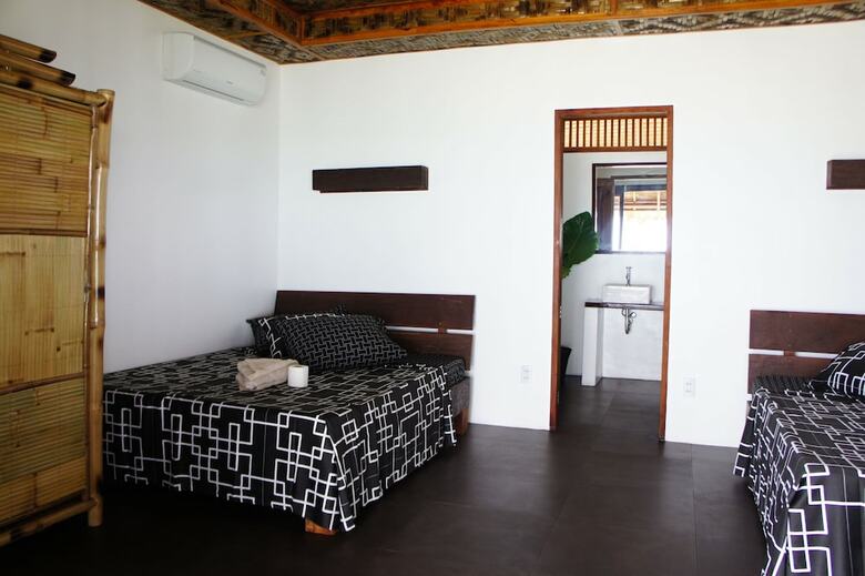 Hotel Siargao Inn Beach Resort