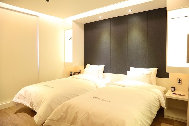 Noel Business Hotel