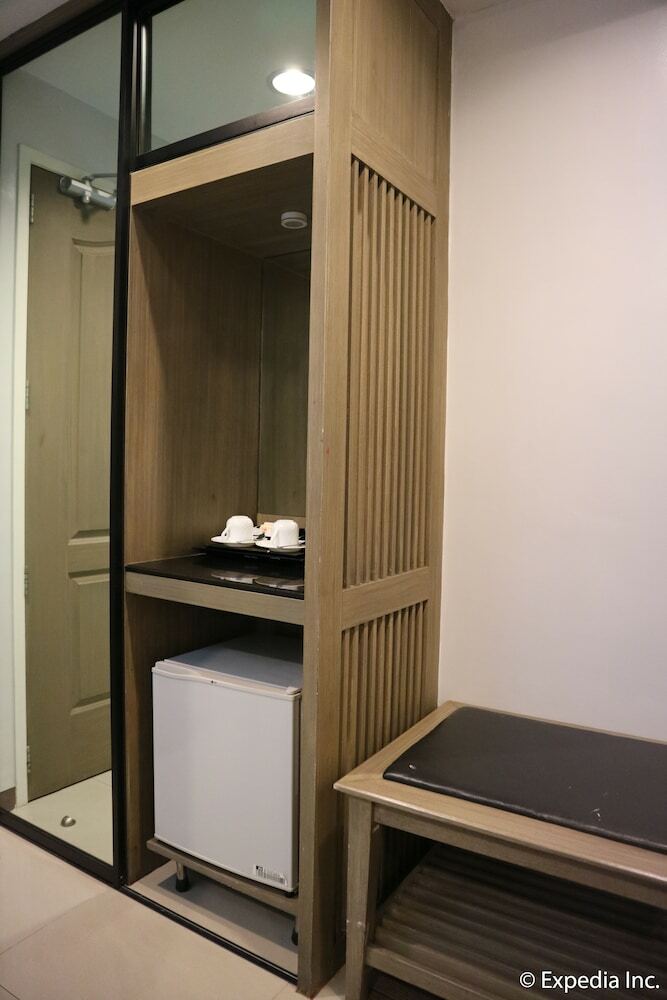Magallanes Square Hotel