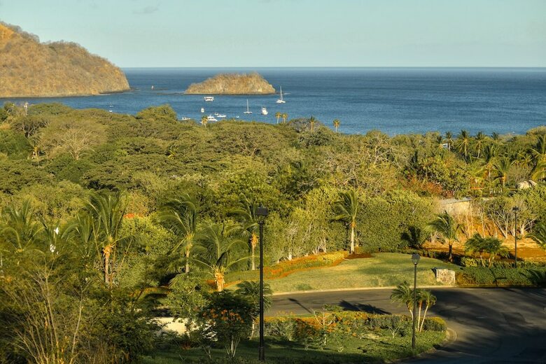 Apartamento Coco Breeze Residence