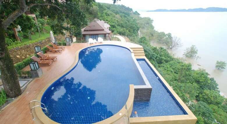 Victoria Cliff Hotel & Resort