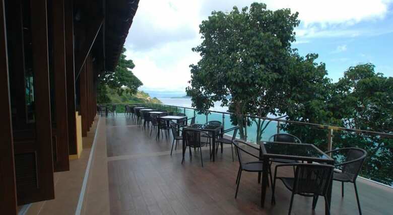 Victoria Cliff Hotel & Resort
