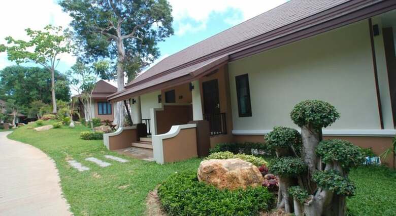 Victoria Cliff Hotel & Resort