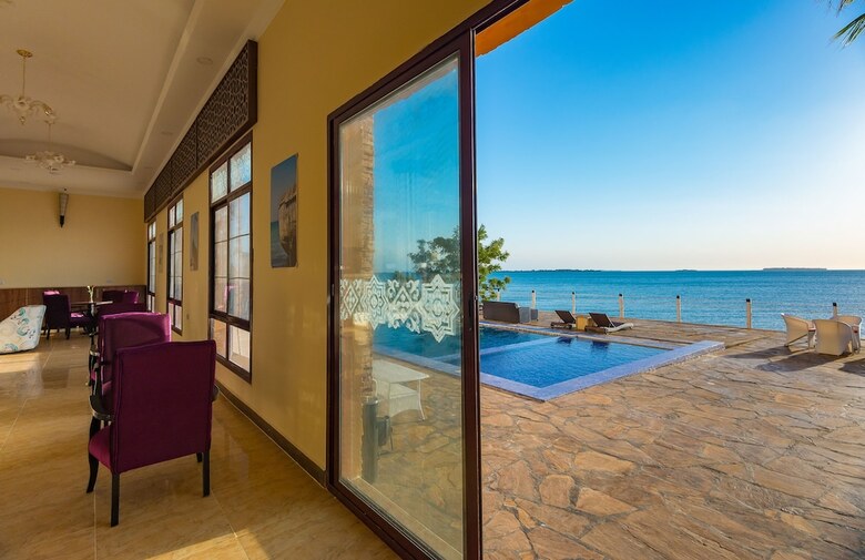 Hotel Golden Tulip Zanzibar Resort