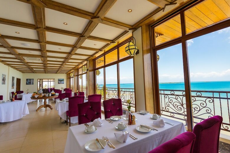 Hotel Golden Tulip Zanzibar Resort
