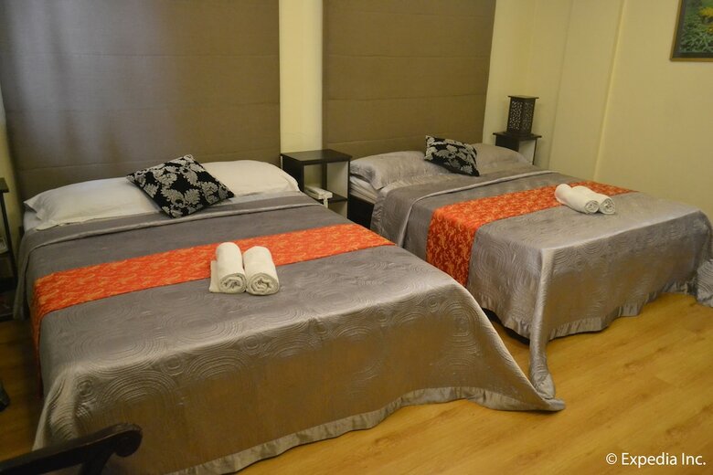 Hotel Twin Pines Suites