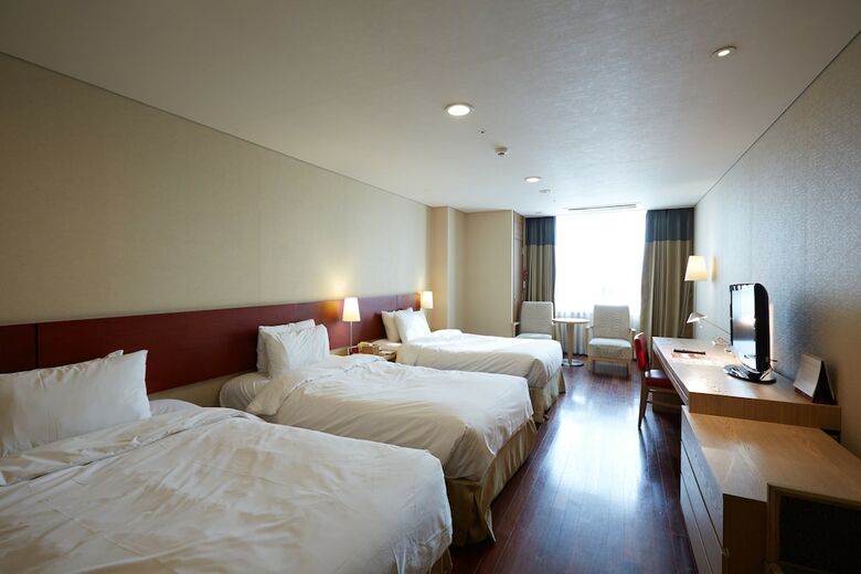 Namdaemun Hotel & Suite
