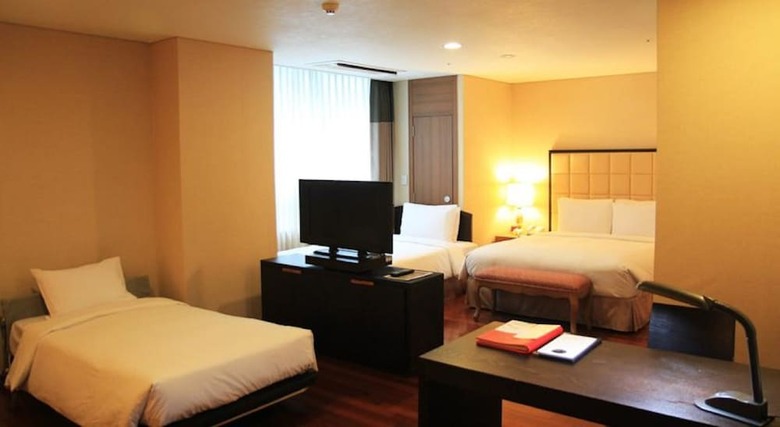 Namdaemun Hotel & Suite