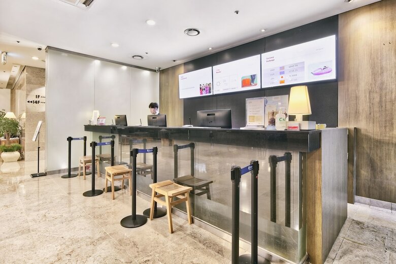 Namdaemun Hotel & Suite