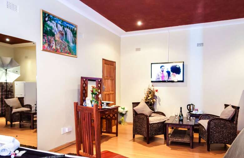 Hotel Glen Lodge & Tours