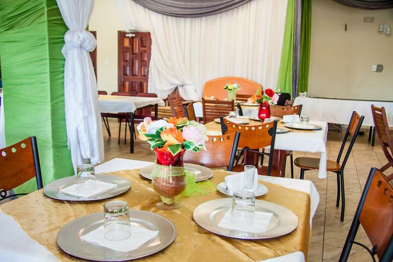 Hotel Glen Lodge & Tours