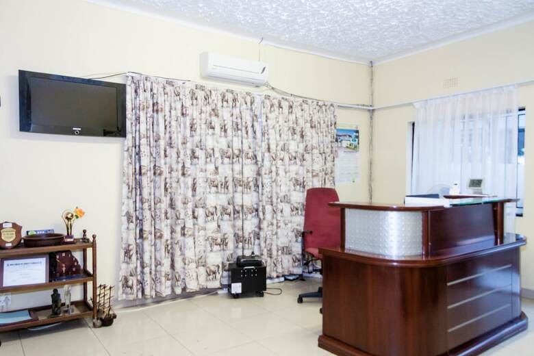 Hotel Glen Lodge & Tours