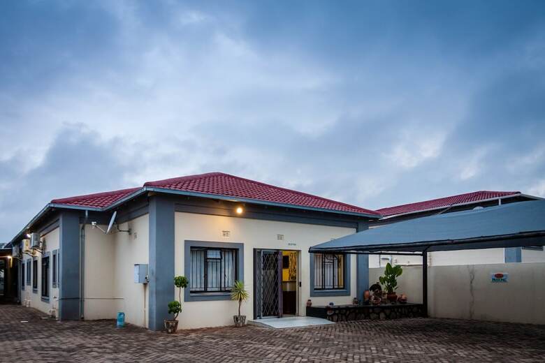 Hotel Glen Lodge & Tours