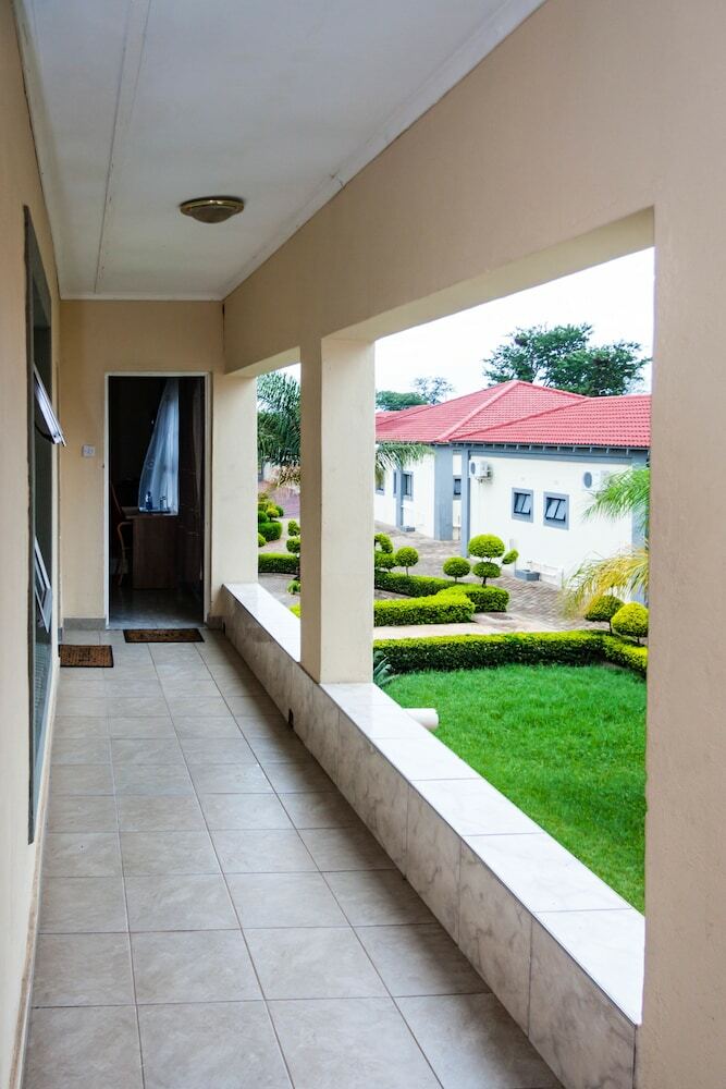 Hotel Glen Lodge & Tours