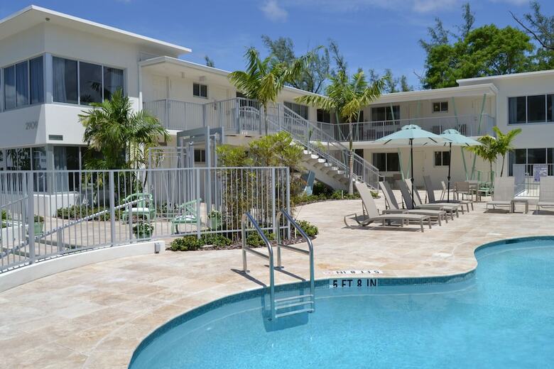 Tranquilo A North Beach Village Resort Hotel