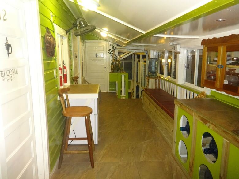 Hotel Cocopele Inn