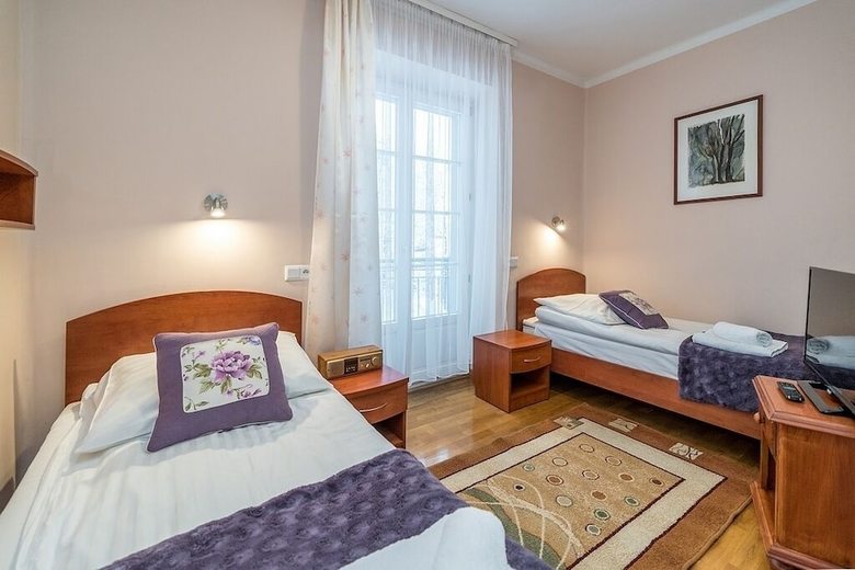 Hotel Astoria - Willa Literat�w
