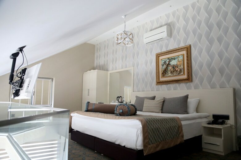 Seven Deep Hotel