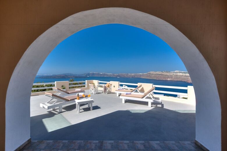 Aparthotel Akrotiri Apartments