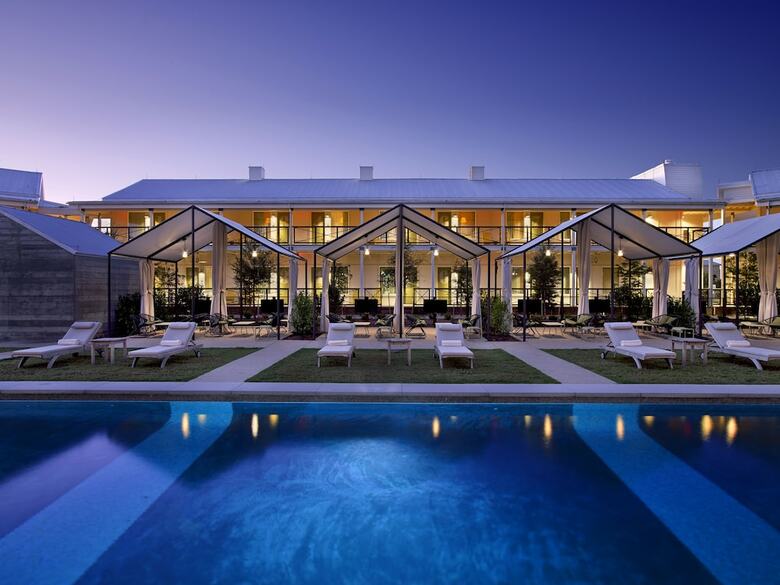 Cavalry Court, By Valencia Hotel Group
