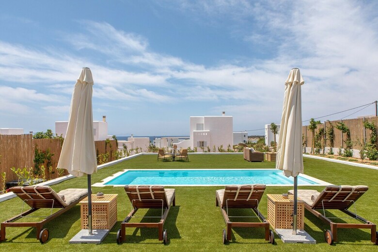 Villa Naxian Resort