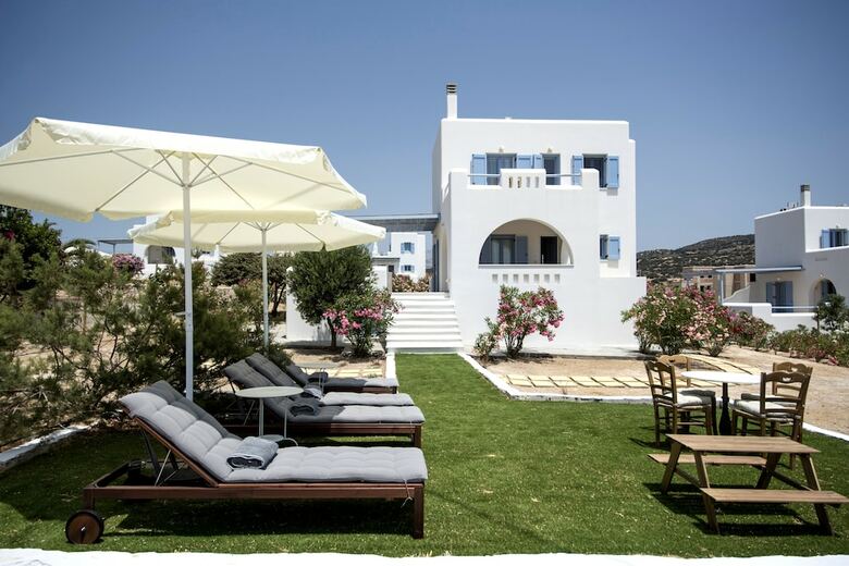 Villa Naxian Resort