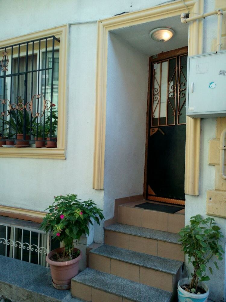 Bereket Apart Hotel