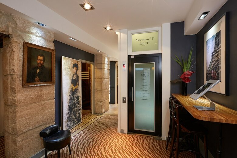 Hotel H�tel Grand C�ur Latin