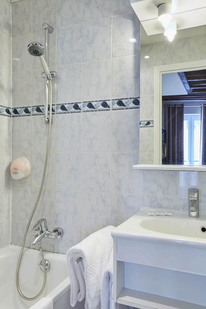 Hotel H�tel Grand C�ur Latin