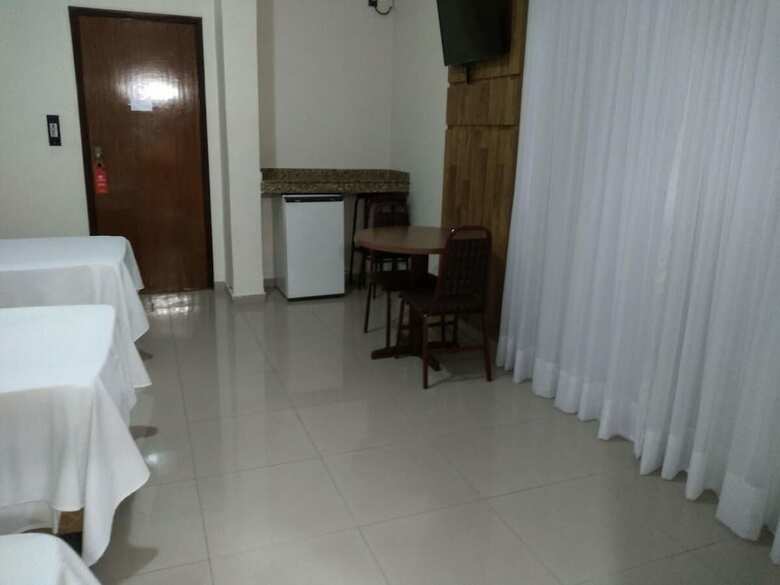 Victoria Plaza Hotel