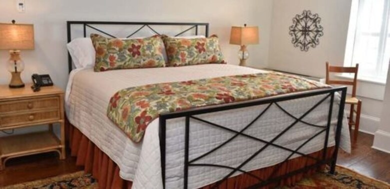 Bed & Breakfast Inn At Evergreen