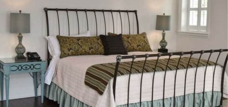 Bed & Breakfast Inn At Evergreen