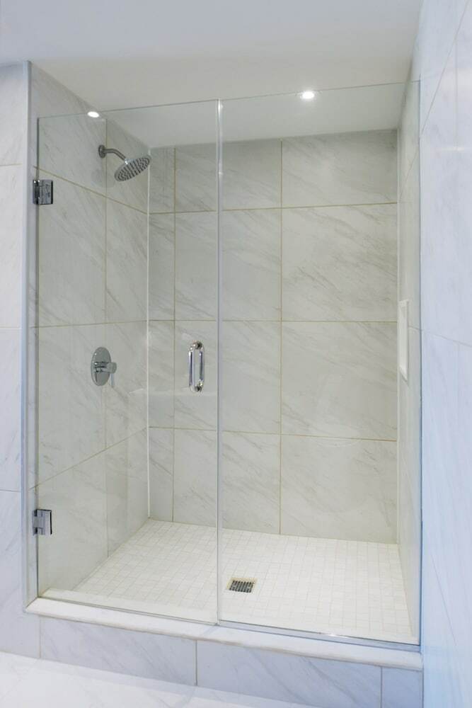 West Wing Hotel, Ascend Hotel Collection