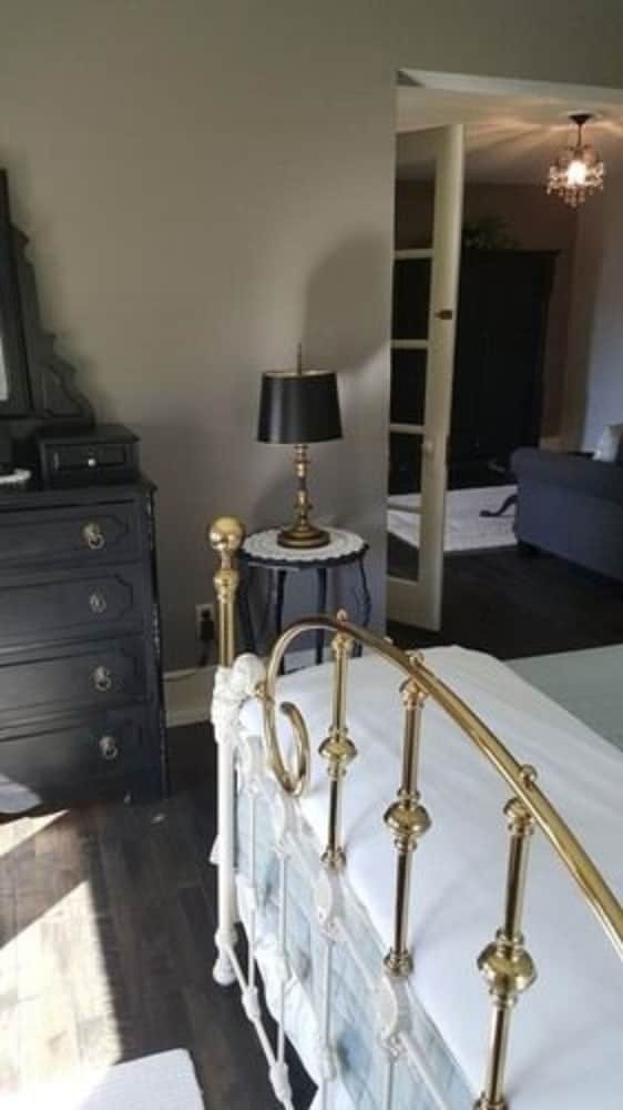 Diplomat Bed And Breakfast