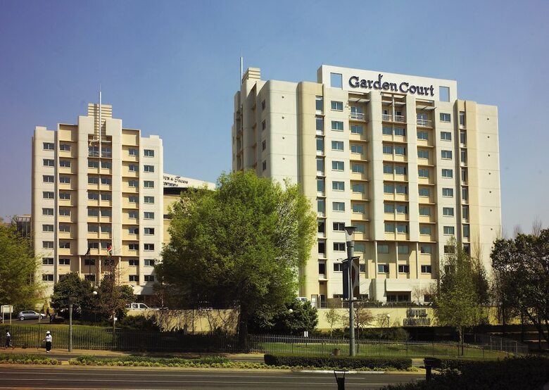 Hotel Garden Court Sandton City