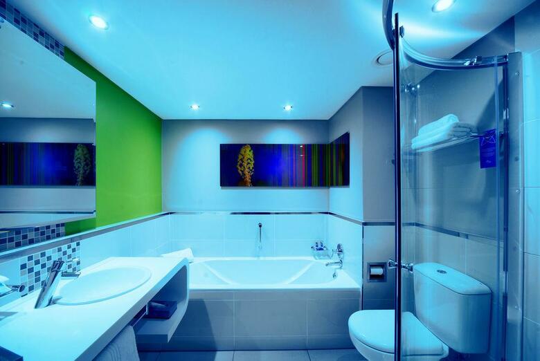 Hotel Garden Court Sandton City
