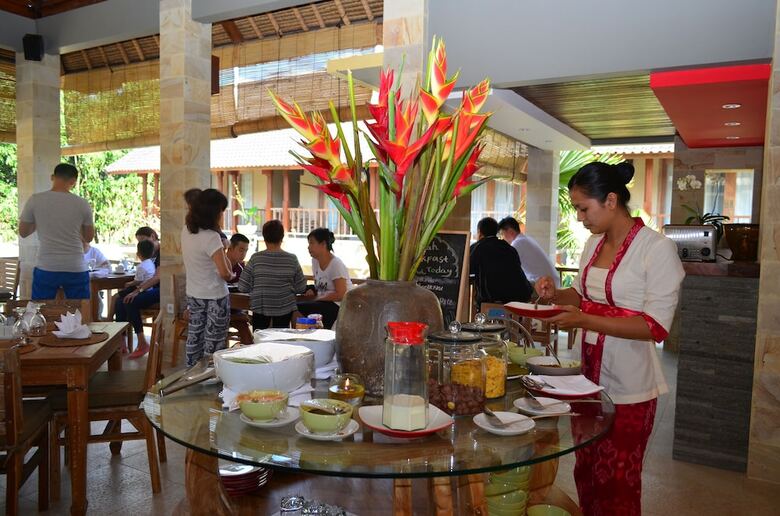 Hotel Tetirah Suweta Bali