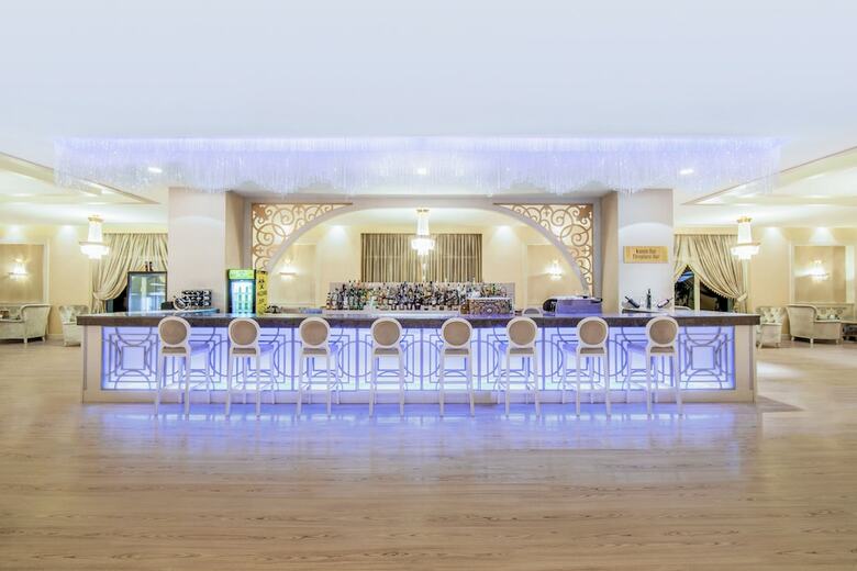 Apartamento Qafqaz Riverside Resort Hotel