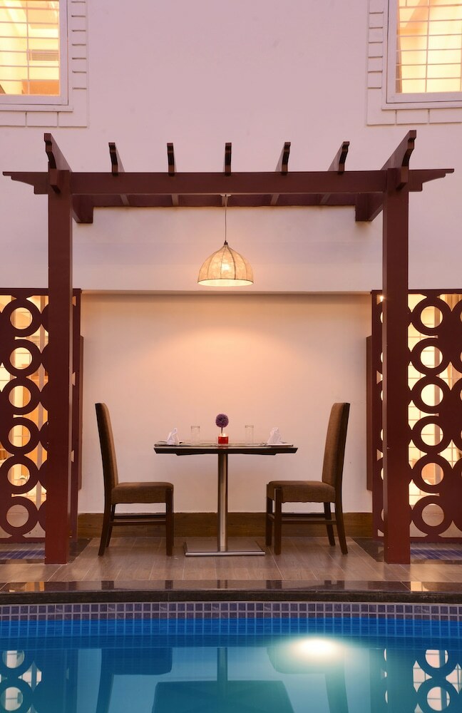 Hotel Clarks Inn Hampi