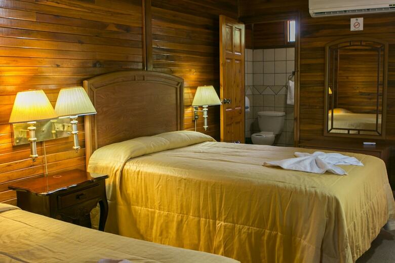 Posada Santa Elena Lodge