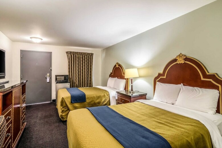 Hotel Rodeway Inn