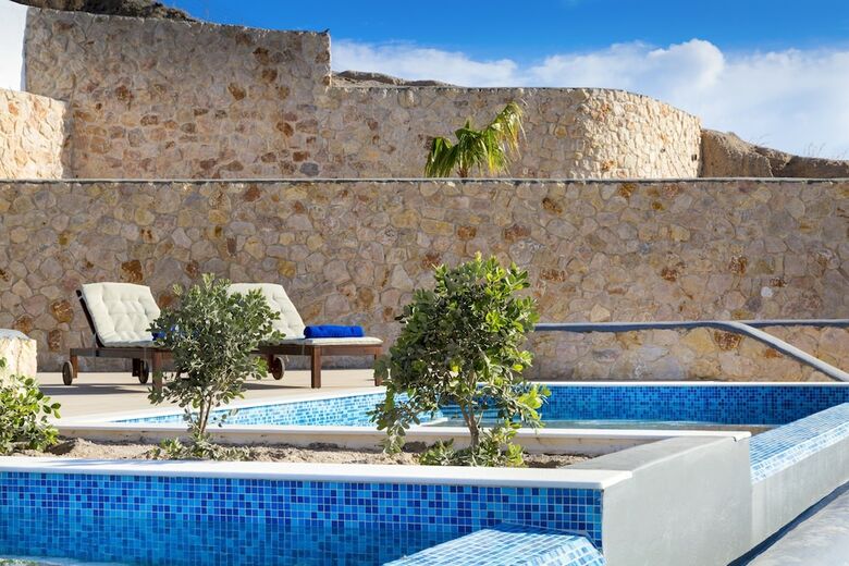 Aparthotel Desiterra Suites And Villas